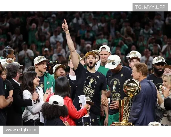 塔图姆领衔绿军主场胜马刺文班表现不俗助力球队奋战